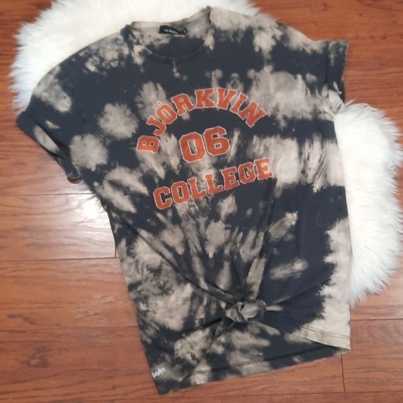 city dreams Tops - City Dreams Bjorkvin College Acid Washed Tshirt